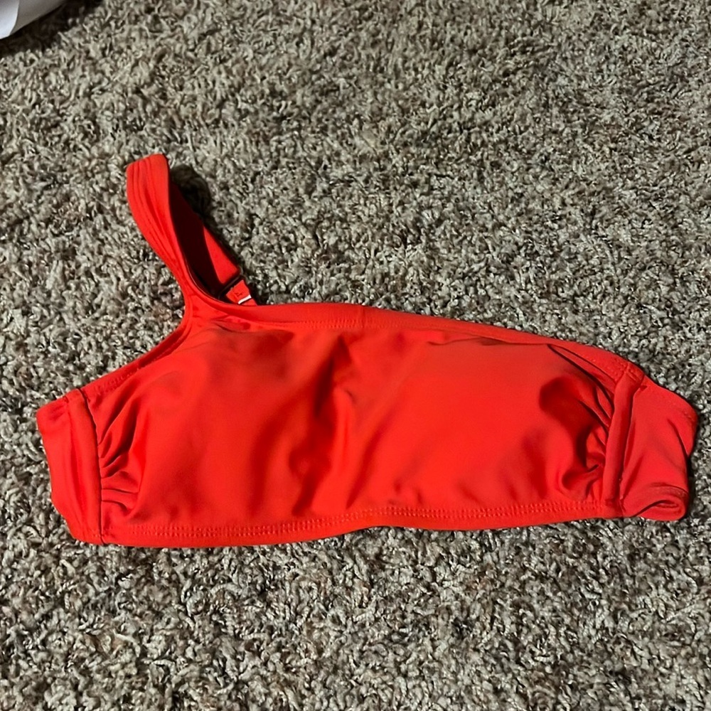 Xhilaration One Shoulder Swim Top‎